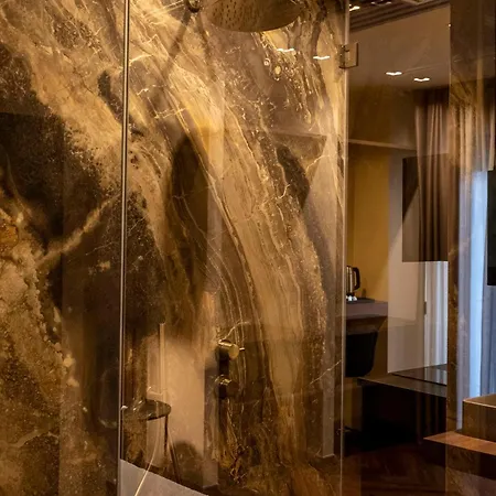 Luci Su Cavour Bed & Breakfast