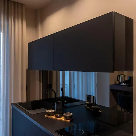 Luci Su Cavour 4* Bari