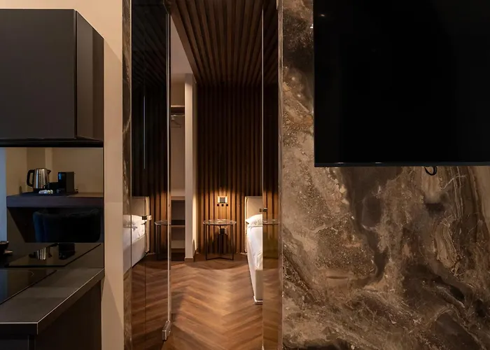 Luci Su Cavour 바리